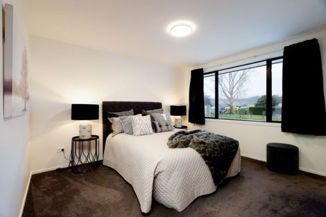 Photo of property in 94 Main Road, Fairfield, Dunedin, 9018