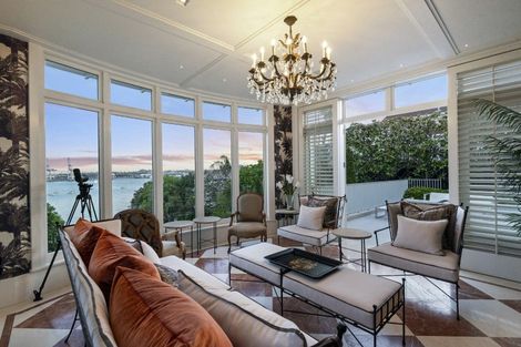 Photo of property in 21 Stanley Point Road, Stanley Point, Auckland, 0624