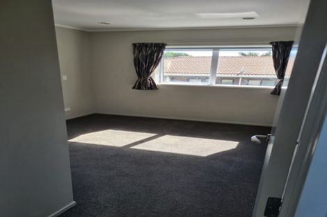 Photo of property in 42a Sunset Road, Unsworth Heights, Auckland, 0632