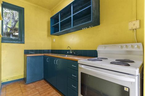 Photo of property in The Stables, 2/9 August Place, Greenlane, Auckland, 1061