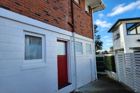 Photo of property in 32 Kirkbride Road, Mangere Bridge, Auckland, 2022