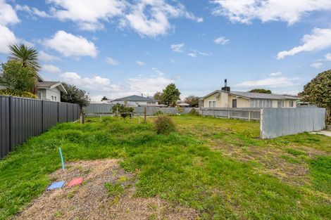 Photo of property in 2 Nicholson Street, Mayfair, Hastings, 4122