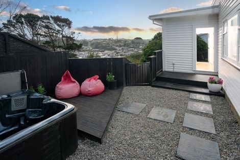 Photo of property in 28 Sheridan Terrace, Johnsonville, Wellington, 6037