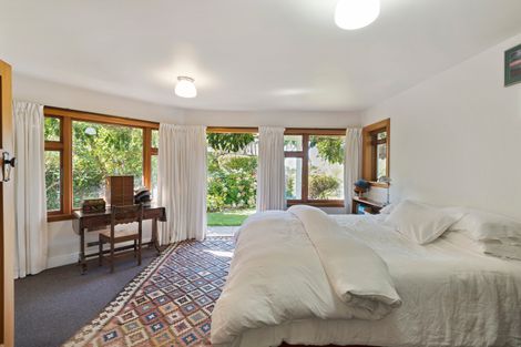 Photo of property in 5 Hackthorne Road, Cashmere, Christchurch, 8022