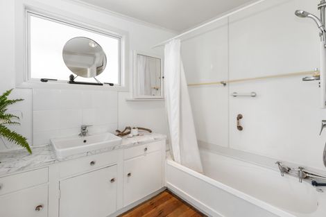 Photo of property in 70 Moorhouse Street, Morrinsville, 3300