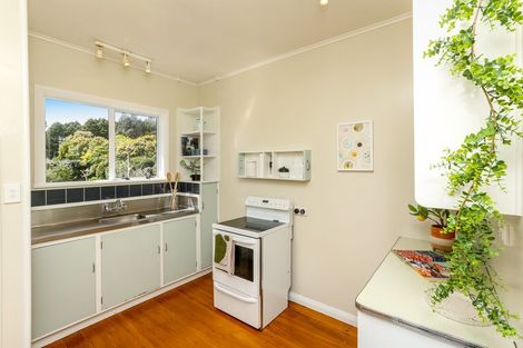 Photo of property in 79 Brooklands Road, Brooklands, New Plymouth, 4310