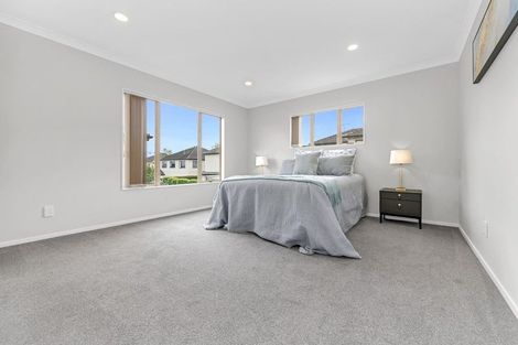 Photo of property in 97 Baverstock Road, Flat Bush, Auckland, 2016