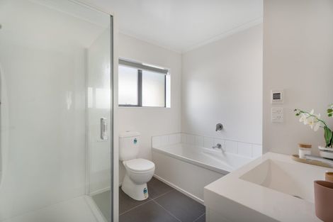 Photo of property in 65 Melksham Drive, Churton Park, Wellington, 6037