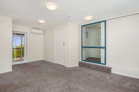 Photo of property in 10 Hanlon Street, Halfway Bush, Dunedin, 9010