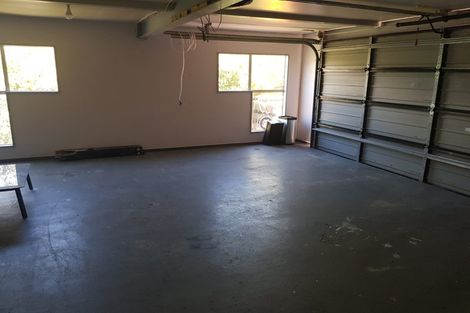 Photo of property in 16 Dudley Road, Lyttelton, 8082