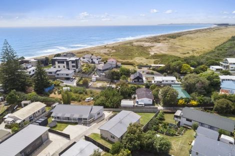 Photo of property in 1321c Papamoa Beach Road, Papamoa Beach, Papamoa, 3118