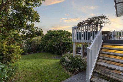 Photo of property in 8 Westmere Crescent, Westmere, Auckland, 1022