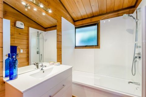 Photo of property in 26 Sunshine Avenue, Paraparaumu, 5032