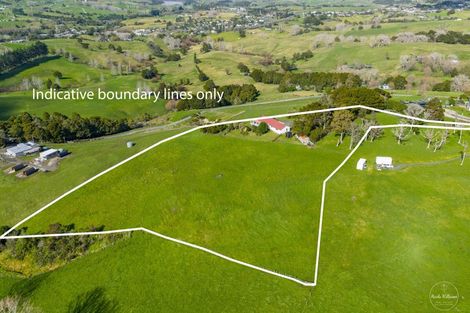 Photo of property in 24 Totara Rise, Maungaturoto, 0588