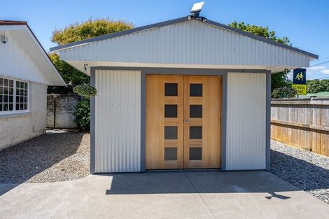 Photo of property in 7 Rimu Street, Waikanae, 5036