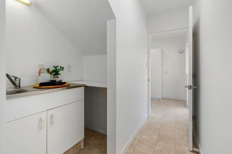 Photo of property in 324b Oceanbeach Road, Mount Maunganui, 3116