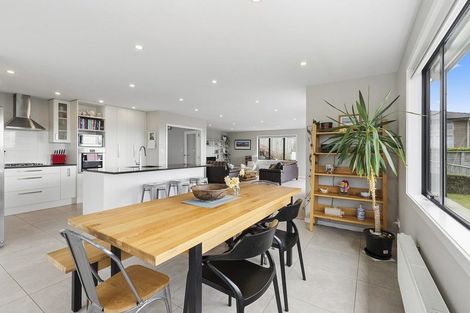 Photo of property in 75 Endeavour Drive, Whitby, Porirua, 5024