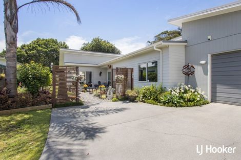 Photo of property in 14 Seafoam Place, Waihi Beach, 3611