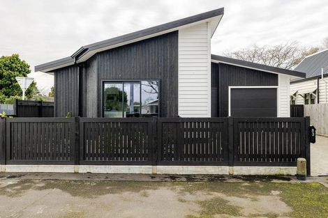 Photo of property in 83 Victoria Avenue, Palmerston North, 4410