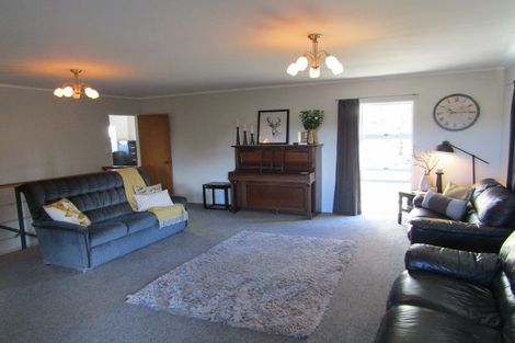 Photo of property in 2 Marsden Place, Kerikeri, 0230