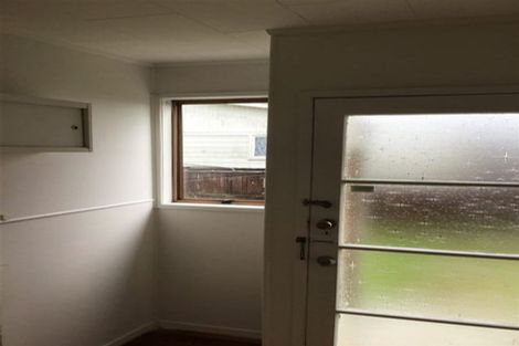 Photo of property in 180 Mahia Road, Wattle Downs, Auckland, 2103