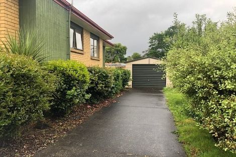 Photo of property in 50c Mirrabooka Avenue, Botany Downs, Auckland, 2010