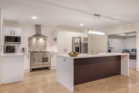 Photo of property in 37 Globe Bay Drive, Templeton, Christchurch, 8042