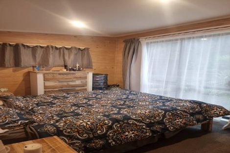 Photo of property in 47 Terry Smyth Drive, Kumeu, 0892