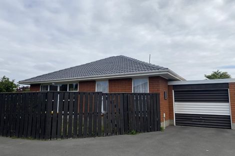 Photo of property in 2/3 Meadow Street, Papanui, Christchurch, 8052