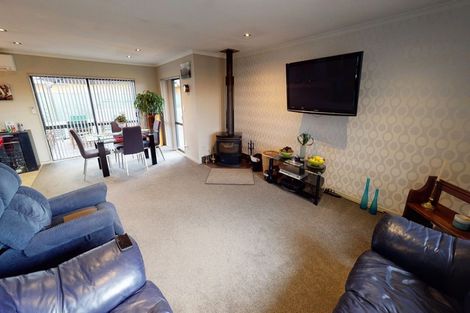 Photo of property in 3 Ahmad Close, Levin, 5510