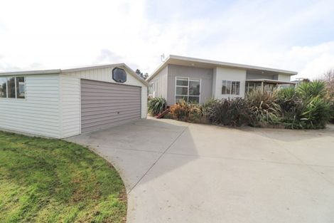 Photo of property in 10 Kirikiri Road West, Kopu, Thames, 3578