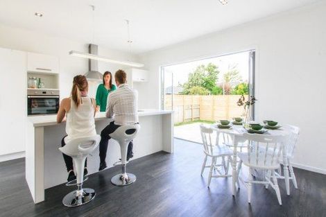 Photo of property in 12 Stewart Crescent, Hokowhitu, Palmerston North, 4410