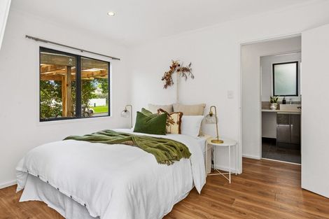 Photo of property in 1/17 Ribblesdale Road, Henderson, Auckland, 0612