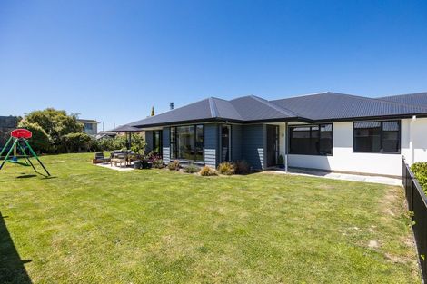 Photo of property in 8 Three Kings Court, Outram, 9019