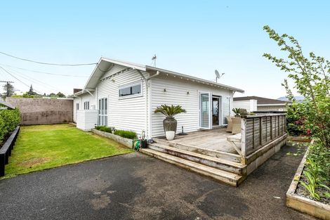 Photo of property in 70 Lemon Street, New Plymouth, 4310