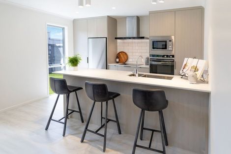 Photo of property in 22 Ranfurly Road, Papatoetoe, Auckland, 2104