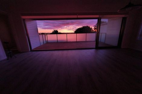 Photo of property in 6a Brunton Place, Glenfield, Auckland, 0629