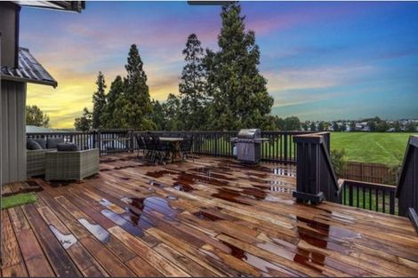 Photo of property in 16 Shelley Jane Place, Dinsdale, Hamilton, 3204