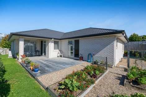 Photo of property in 24 Minerva Avenue, Helensville, 0800