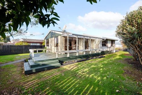 Photo of property in 38 Garland Drive, St Andrews, Hamilton, 3200