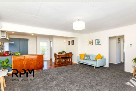 Photo of property in 16 Trafalgar Street, Westown, New Plymouth, 4310