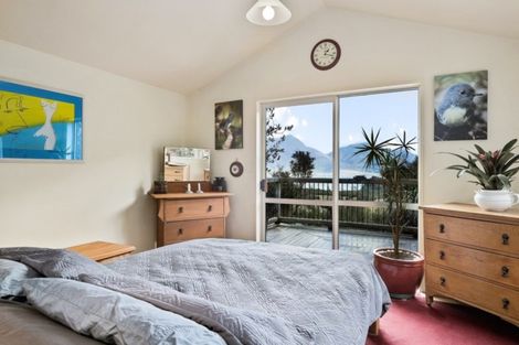 Photo of property in 17 Tall Tree Lane, Mount Creighton, Queenstown, 9371
