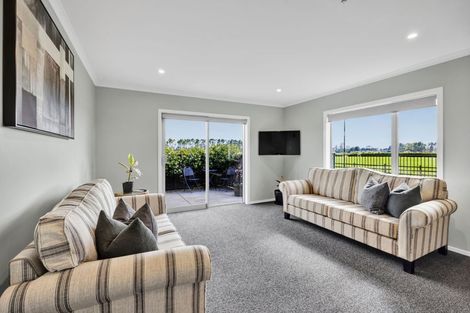 Photo of property in 7 Mercade Close, Stratford, 4332