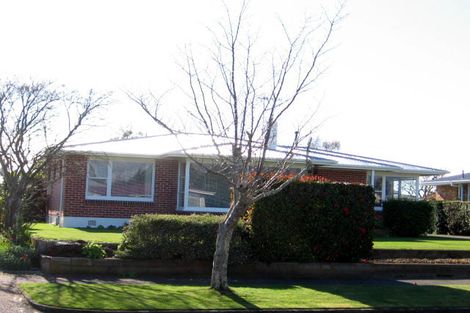 Photo of property in 19 Henare Street, West End, Palmerston North, 4412