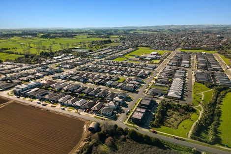 Photo of property in 48 Adams Road South, Pukekohe, 2120