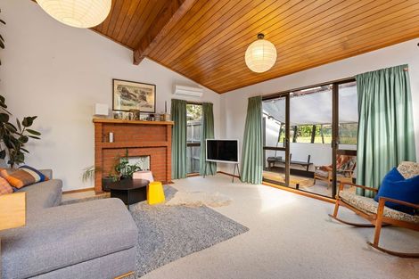 Photo of property in 8a Malda Grove, Khandallah, Wellington, 6035