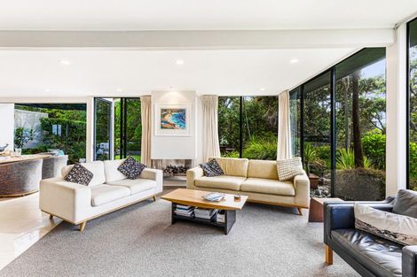 Photo of property in 75 Cliff Road, Torbay, Auckland, 0630