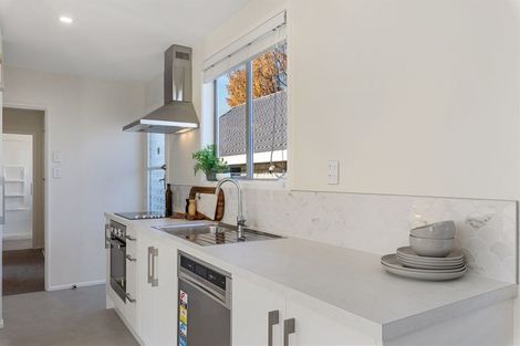 Photo of property in 1/11 Radnor Street, St Albans, Christchurch, 8014