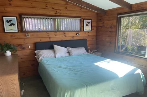 Photo of property in 27 Reynolds Place, Torbay, Auckland, 0630