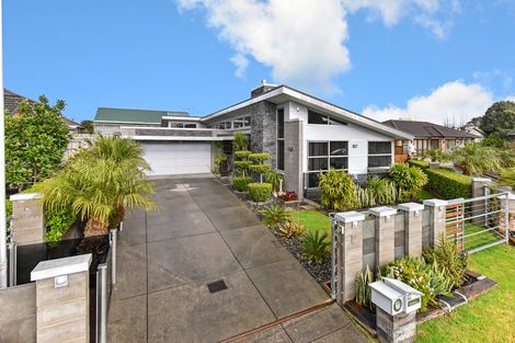 Photo of property in 12 Matuhi Grove, Papatoetoe, Auckland, 2025